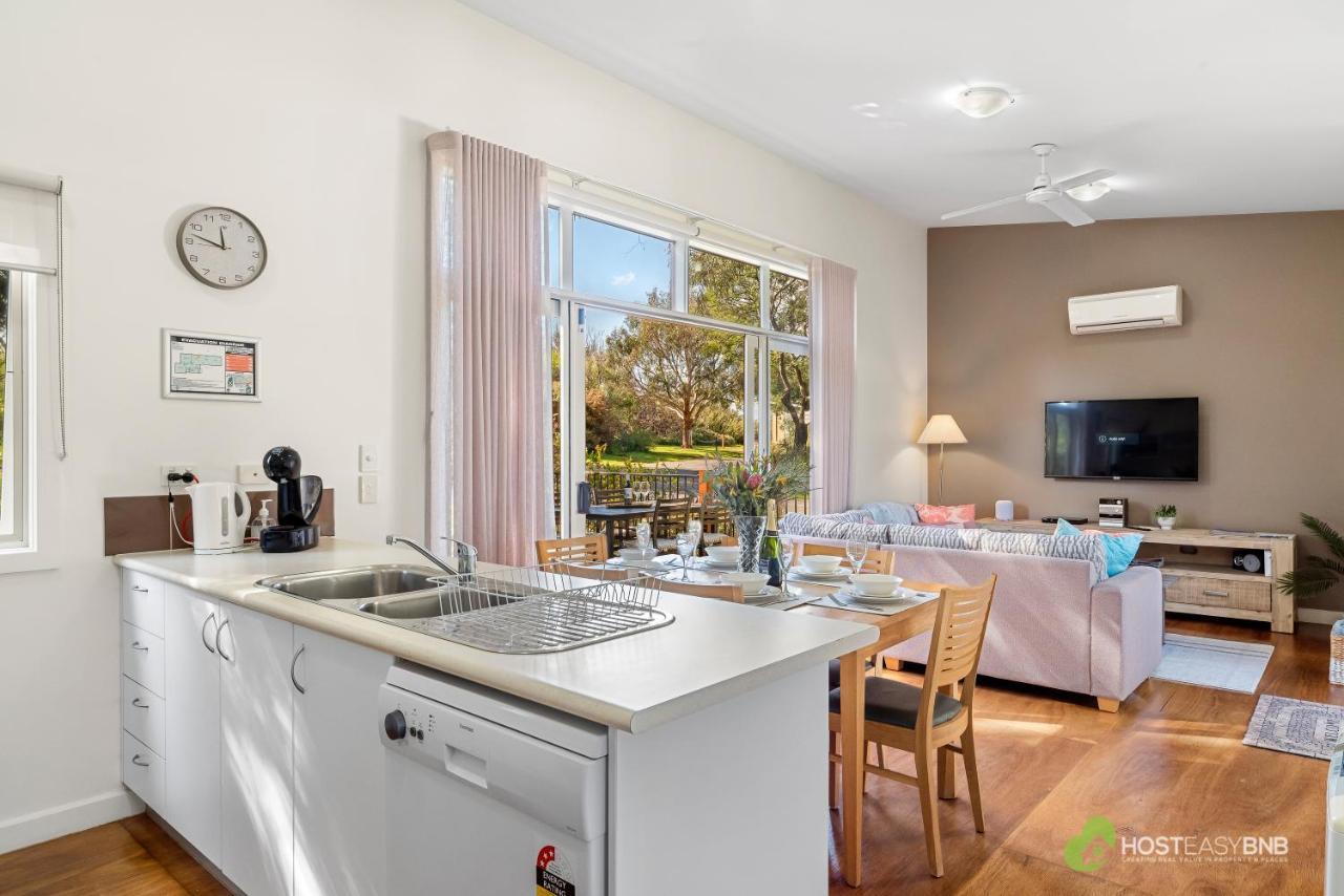 Rural 5 Star Villa'S With Resort Amenities Cowes Esterno foto